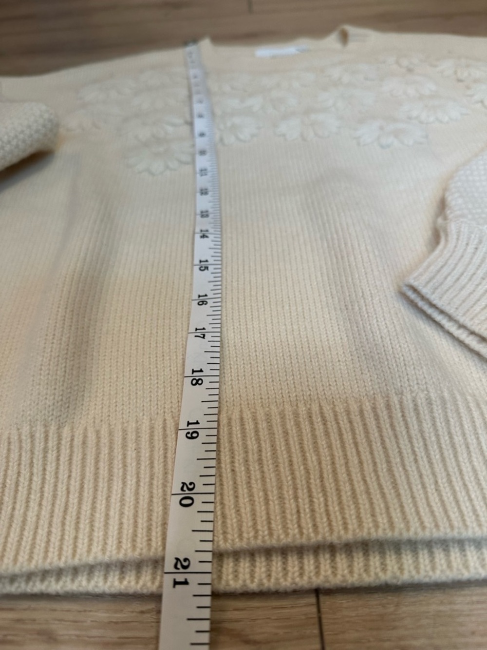 Tuckernuck Hyacinth House Ivory Floral Applique Crewneck Spring Sweater - Picture 10 of 12